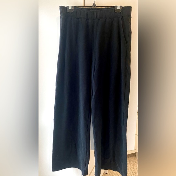 Abercrombie &Fitch Soft AF Wide Leg pants - Picture 1 of 3